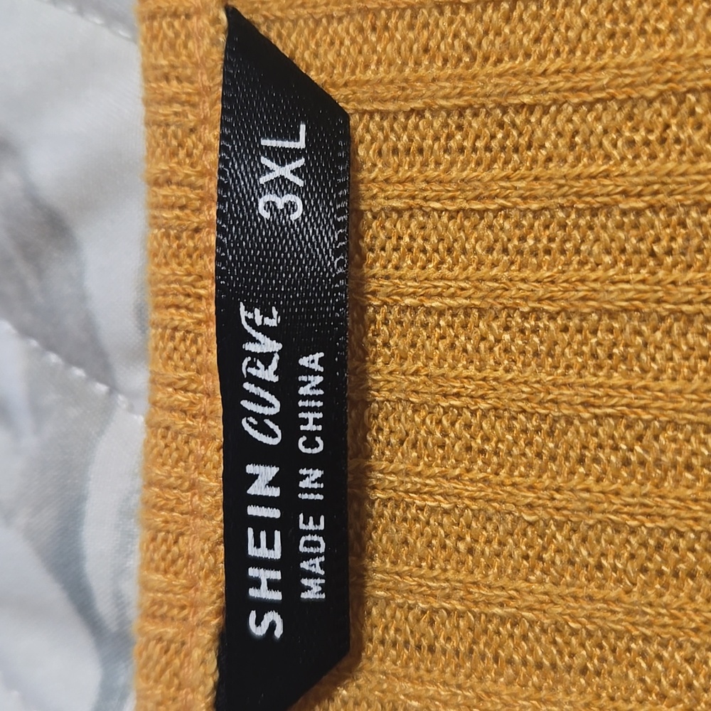 Mustard Yellow Ribbed Crop - Picture 2 of 9